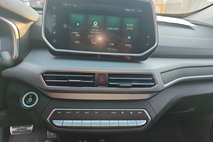 北京汽车 北京EX3 2019款 R600 劲尚版局部细节16