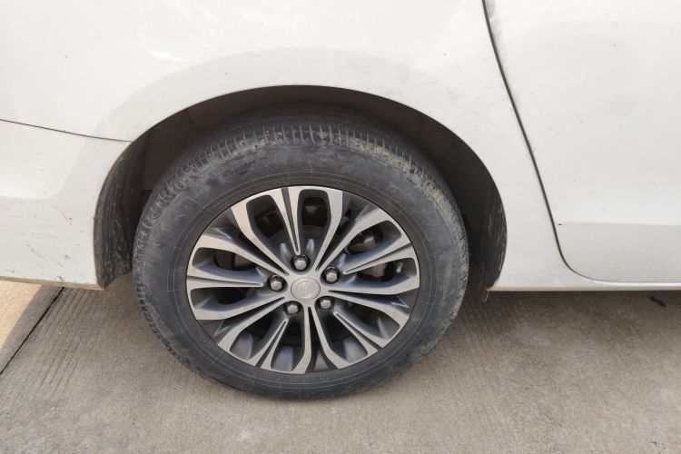 别克GL8 2022款 陆上公务舱 652T 舒适型车身外观6008