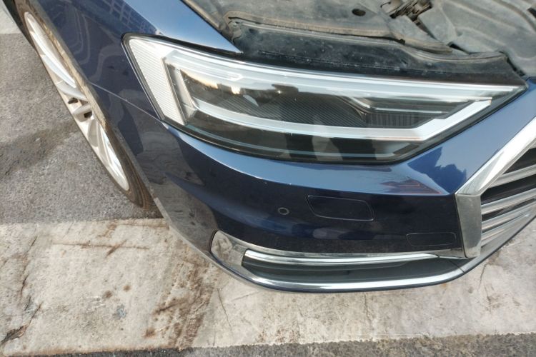 奥迪A8 2018款 A8L 55 TFSI quattro投放版尊享型车身外观8