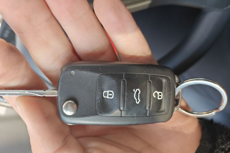 大众 宝来 2018款 1.5L 手动时尚型中控内饰11