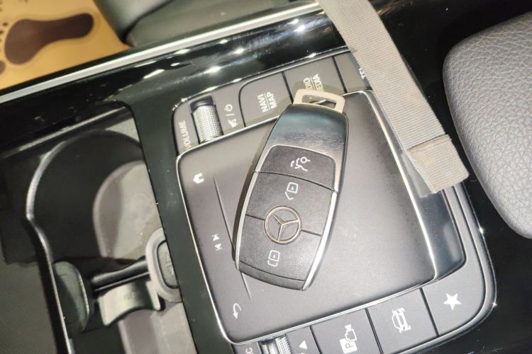 奔驰GLA 2023款 GLA 220中控内饰11