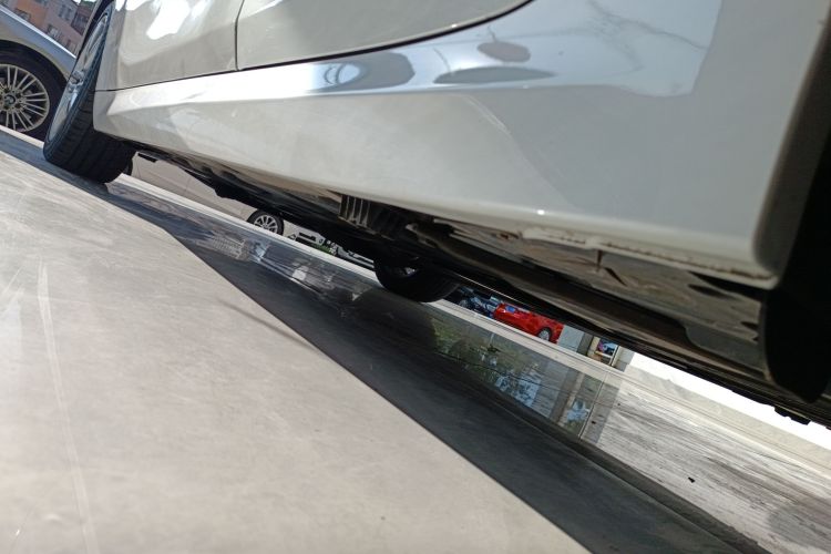 宝马1系 2021款 改款 120i M运动曜夜版局部细节9002