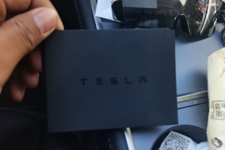 特斯拉 Model 3 2022款 后轮驱动版中控内饰7001