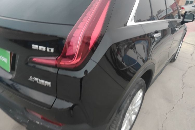 凯迪拉克XT4 2020款 改款 28T 两驱技术型车身外观9