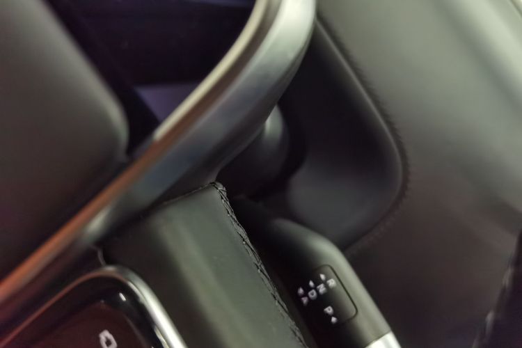 理想汽车 理想L7 2023款 Pro中控内饰18