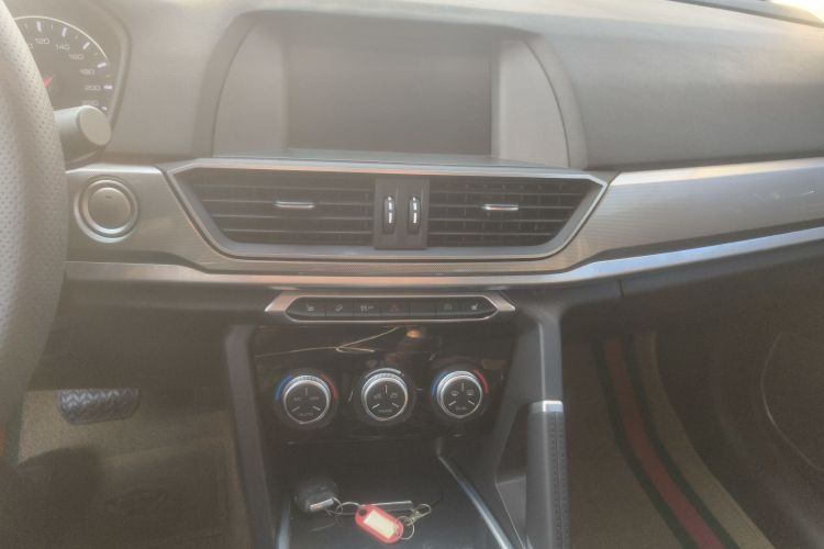 哈弗H6 2019款 运动版 1.5T 自动两驱精英型 国VI中控内饰16