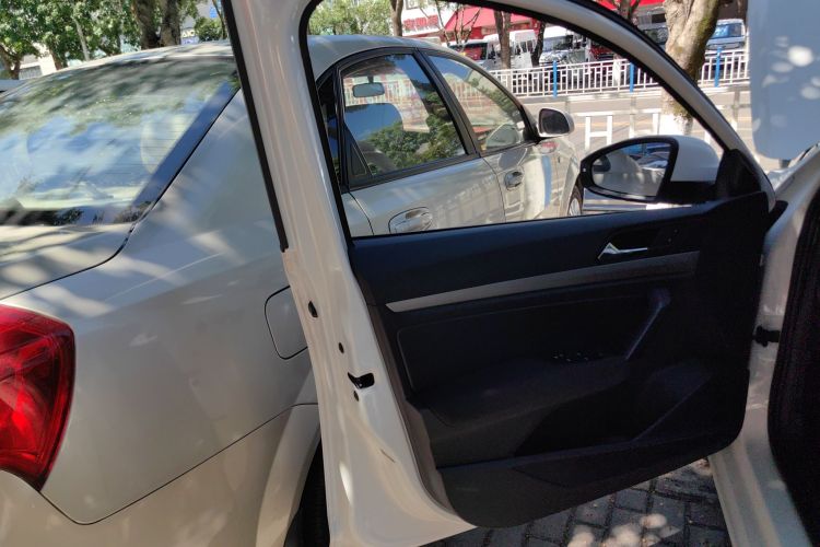 大众 朗逸 2021款 1.5L 自动风尚版中控内饰47