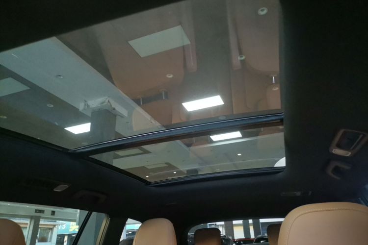 理想汽车 理想ONE 2021款 增程6座版局部细节22