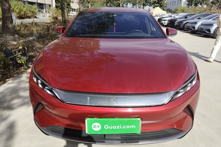 比亚迪 汉 2020款 EV 四驱高性能版旗舰型车身外观2