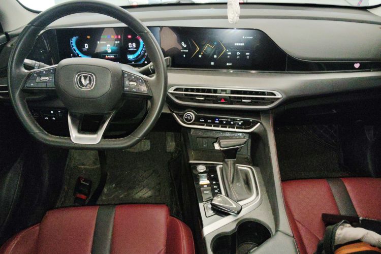 长安 逸动 2021款 PLUS 蓝鲸NE 1.4T GDI DCT尊贵型中控内饰12