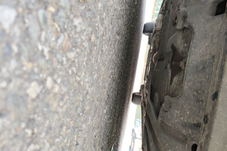 本田 艾力绅 2016款 2.4L 经典版局部细节9008