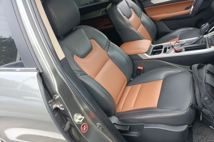 吉利汽车 远景X6 2018款 1.4T CVT 4G互联豪华型局部细节41