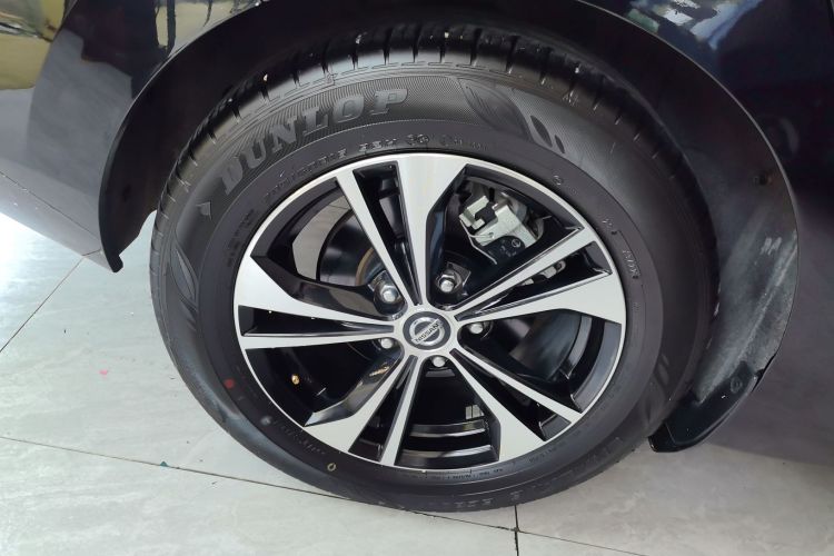 日产 轩逸 2022款 1.6L XL CVT悦享版车身外观6003