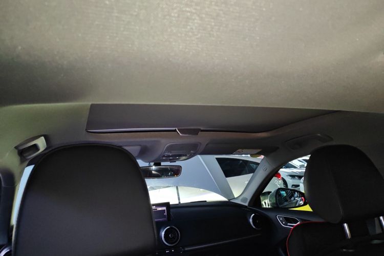 奥迪A3 2018款 30周年年型 Sportback 40 TFSI 风尚型局部细节22