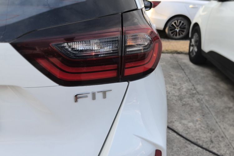 本田 飞度 2021款 1.5L CVT潮启版车身外观9