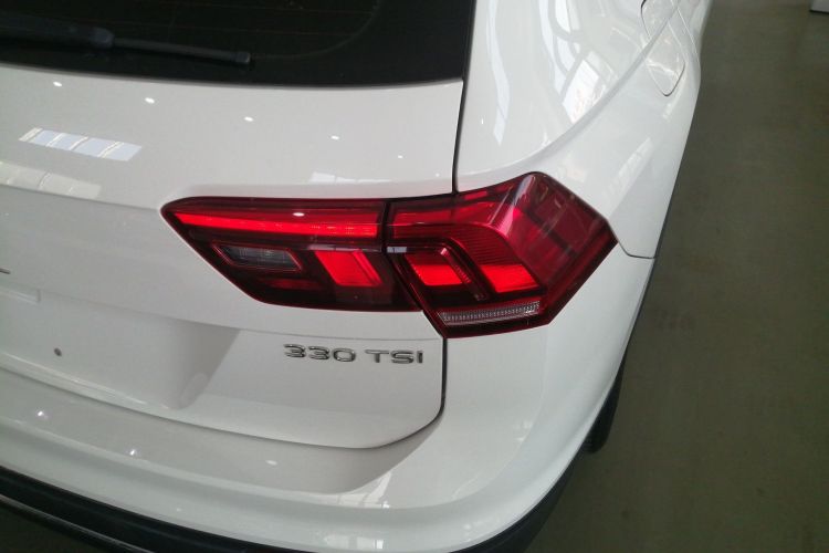 大众 途观L 2022款 330TSI 自动两驱舒享版车身外观6006