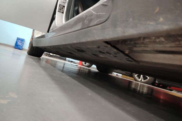 小鹏P7 2022款 480E+局部细节9001