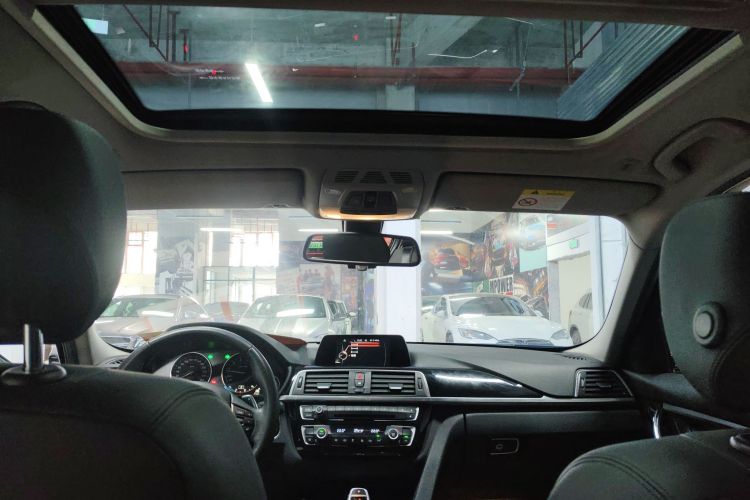 宝马3系 2017款 320Li M运动型局部细节22