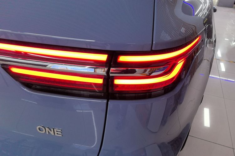 理想汽车 理想ONE 2021款 增程6座版车身外观6006
