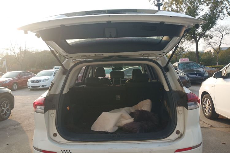 长安欧尚X7 2020款 1.5T 自动豪华型机舱底盘23