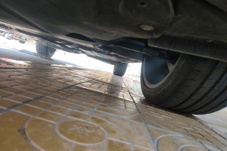 领克05 2020款 2.0TD 四驱时间限量版局部细节9004