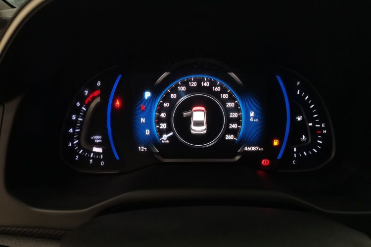 现代 领动 2019款 1.4T 双离合炫动·活力型中控内饰14