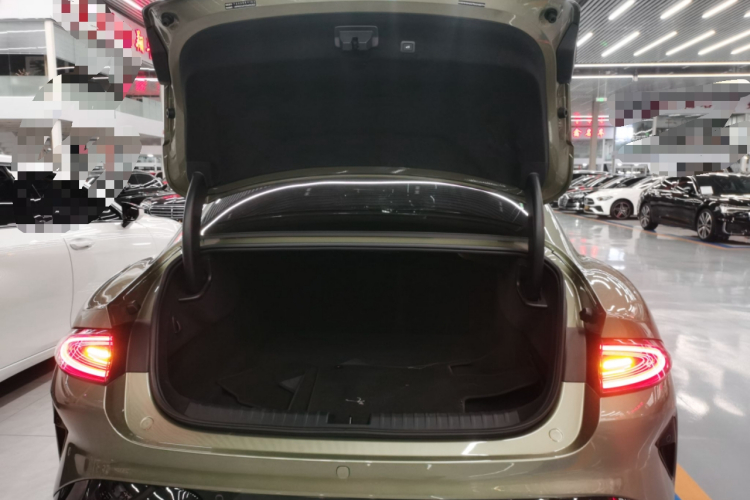 小米汽车 小米SU7 2024款 四驱超长续航高阶智驾Max版机舱底盘23