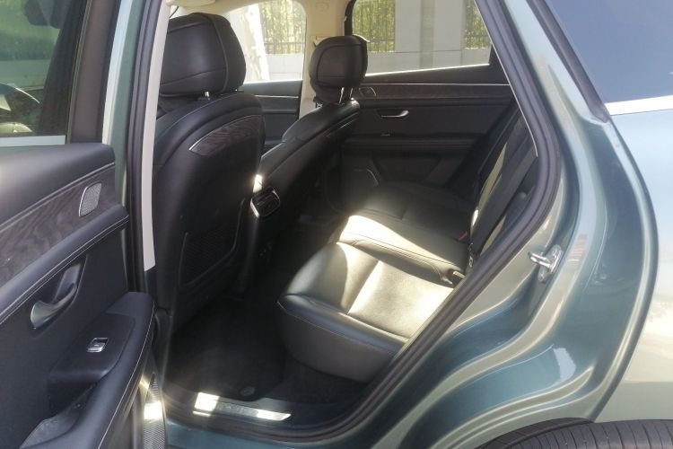 鸿蒙智行 问界M5 2022款 增程四驱性能版中控内饰21