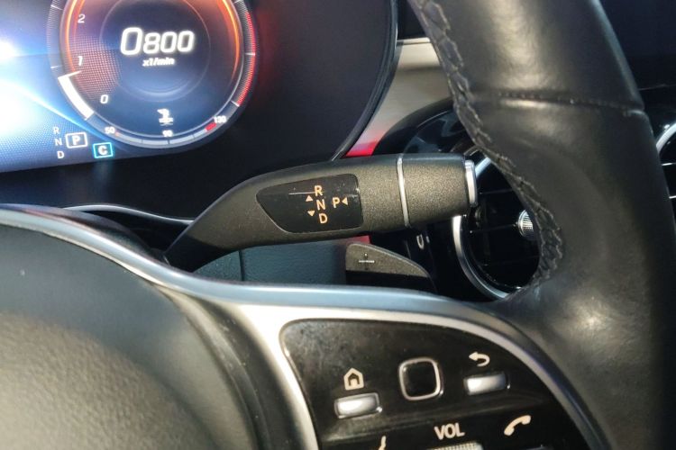 奔驰GLC轿跑 2020款 GLC 260 4MATIC 轿跑SUV中控内饰18