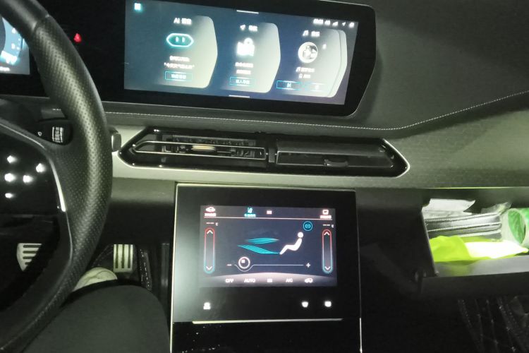 北京汽车 北京X7 2020款 1.5TD DCT致尚版中控内饰16