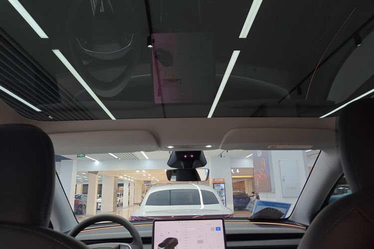 特斯拉 Model Y 2025款 后轮驱动版局部细节22