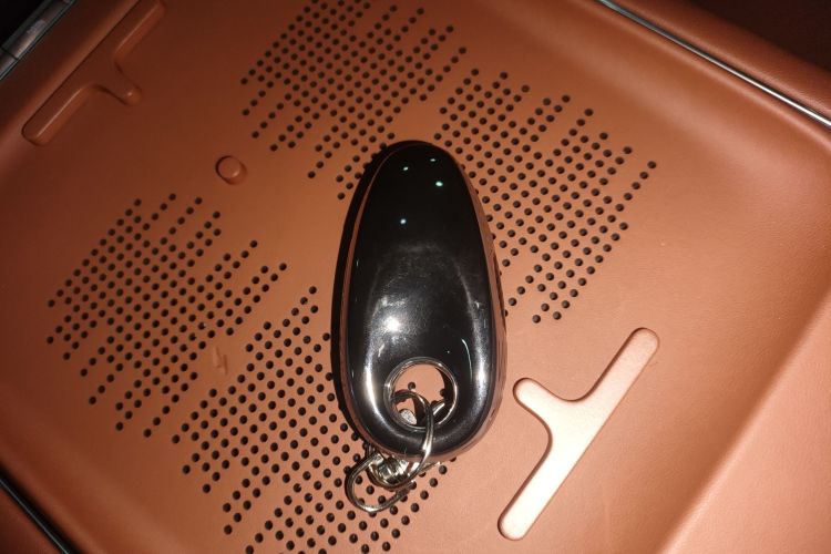 岚图汽车 岚图FREE 2024款 超长续航智驾版中控内饰11