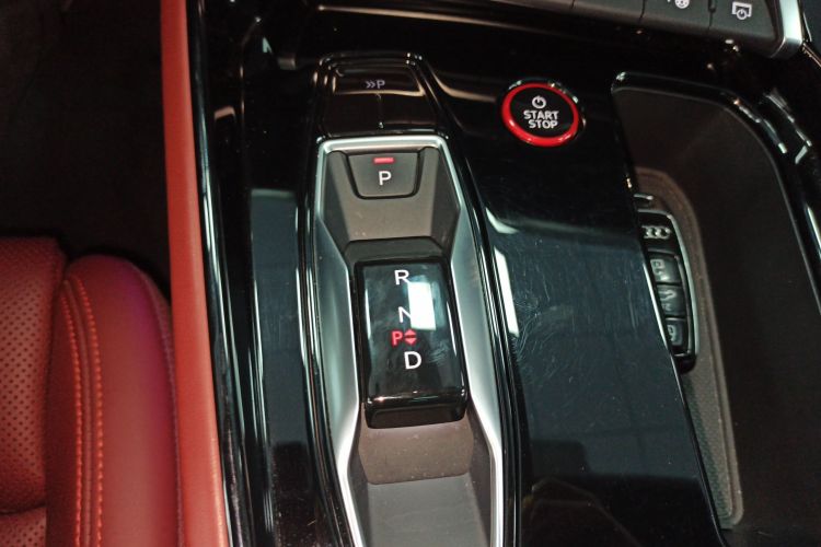 奥迪e-tron GT 2023款 基本型中控内饰18