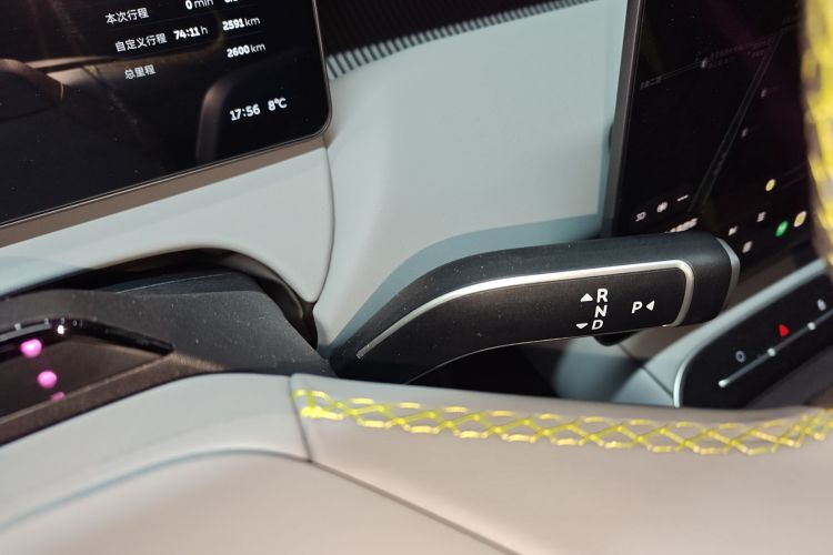 蔚来ET5T 2025款 冠军纪念版 75kWh Touring中控内饰18