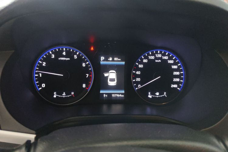 现代 名图 2017款 1.8L 自动尊贵型DLX 国V局部细节14