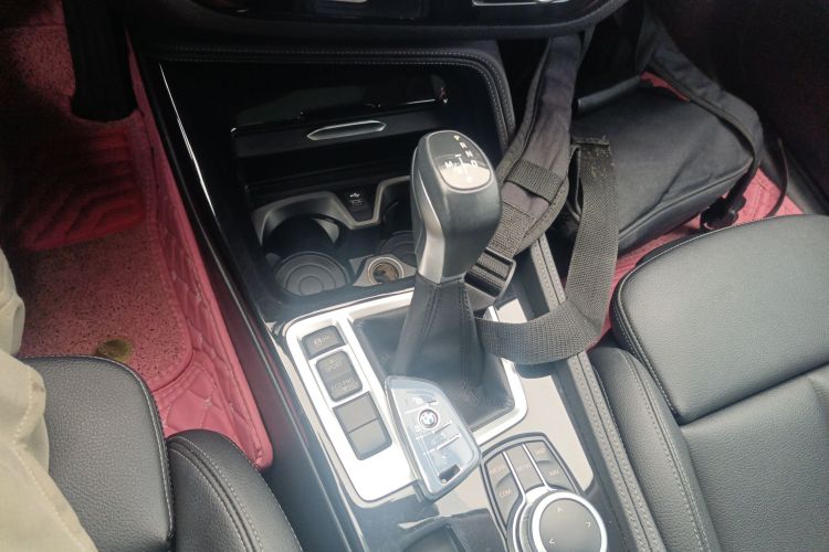 宝马1系 2019款 118i M运动套装局部细节18