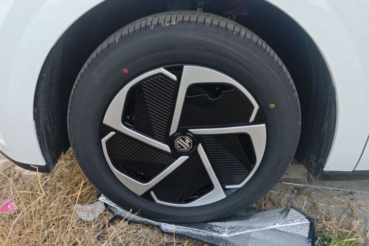 名爵 MG4 EV 2026款 437 从容版车身外观6007