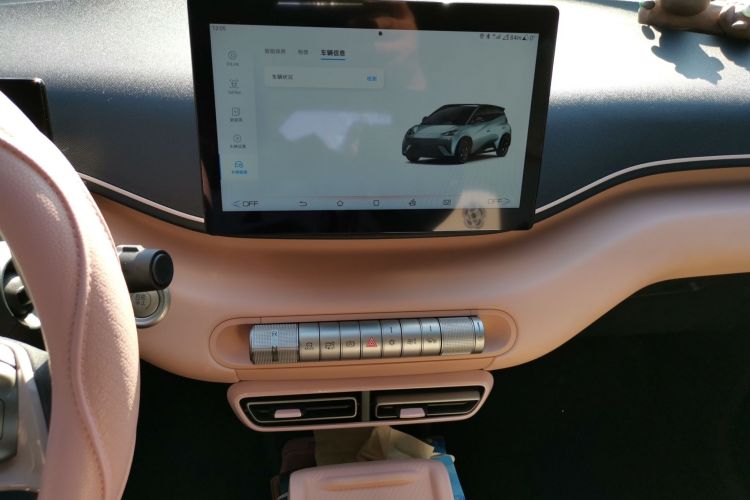 比亚迪 海鸥 2025款 305km 活力版中控内饰16