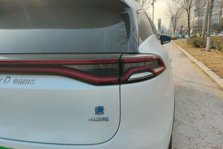 比亚迪 唐新能源 2018款 DM 2.0T 全时四驱智联创享型 7座 国V车身外观6006