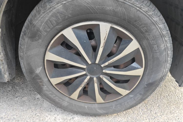 BAW北汽制造 锐胜王牌M7 2023款 2.0L 长轴创富型 7座车身外观6007