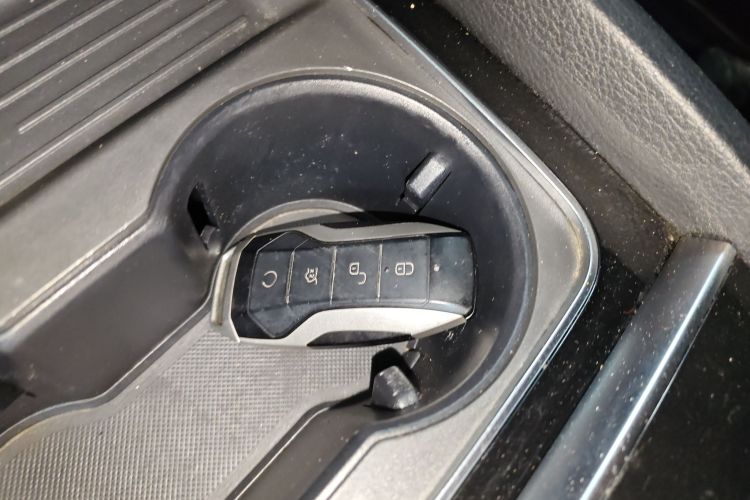 比亚迪 宋MAX 2021款 升级版 1.5T 自动尊贵型 7座中控内饰11