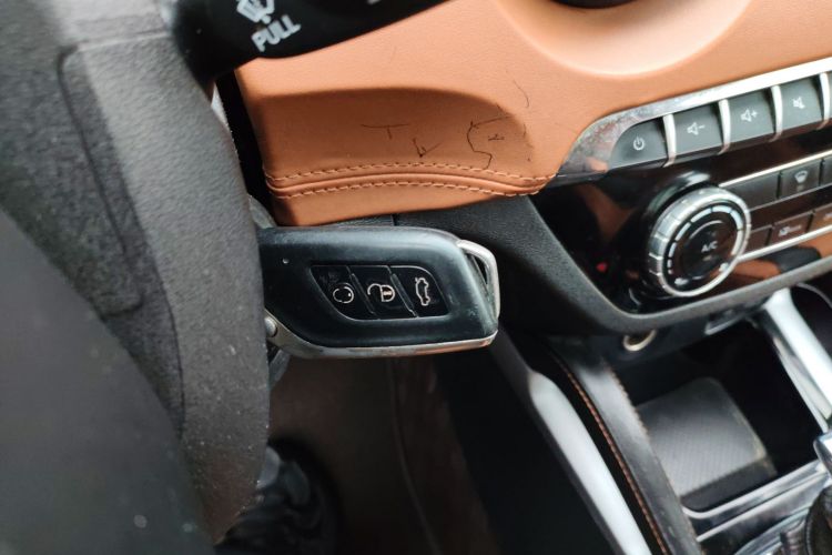 北京汽车 绅宝X35 2016款 1.5L 自动豪华版中控内饰11