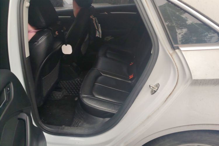 奥迪A3 2016款 Limousine 35 TFSI 进取型中控内饰21