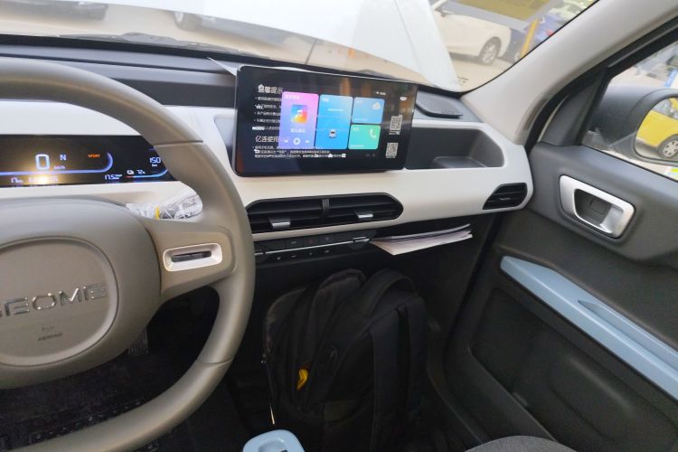吉利银河 2024款 熊猫mini 200km 耐力熊局部细节16