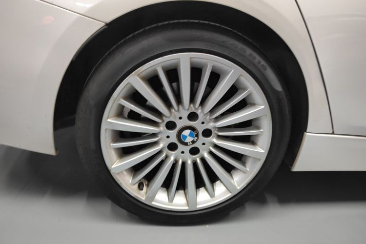 宝马3系 2018款 320Li 时尚型车身外观6008