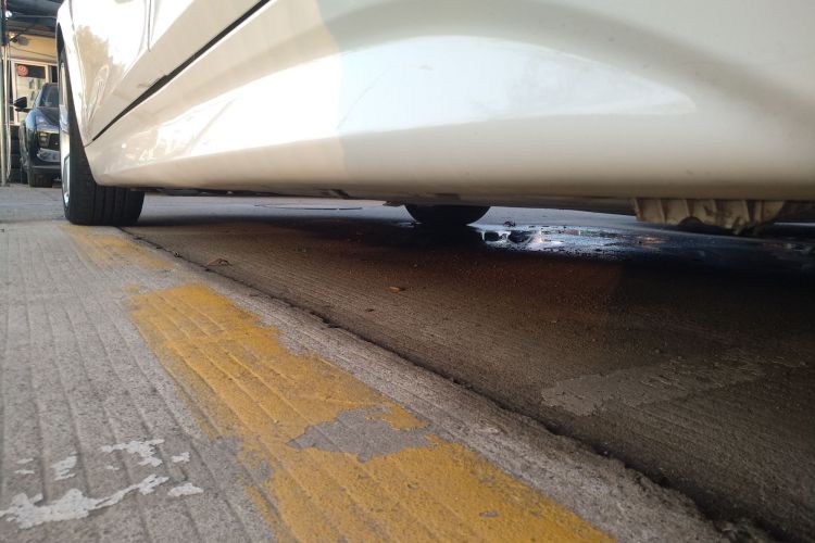 宝马3系 2017款 320Li M运动型局部细节9002