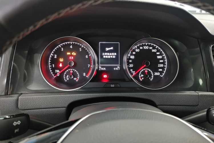 大众 高尔夫 2017款 230TSI 自动舒适百万辆纪念版中控内饰14