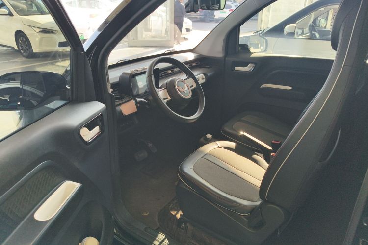 五菱汽车 宏光MINIEV 2022款 GAMEBOY 200km 玩咖款 磷酸铁锂中控内饰20