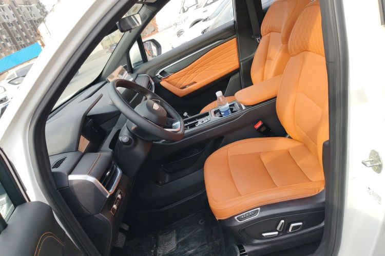 吉利汽车 豪越L 2024款 2.0T DCT旗舰型中控内饰19