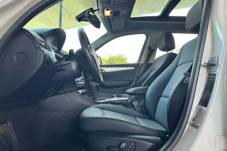 宝马X1(进口) 2012款 sDrive18i豪华型中控内饰19